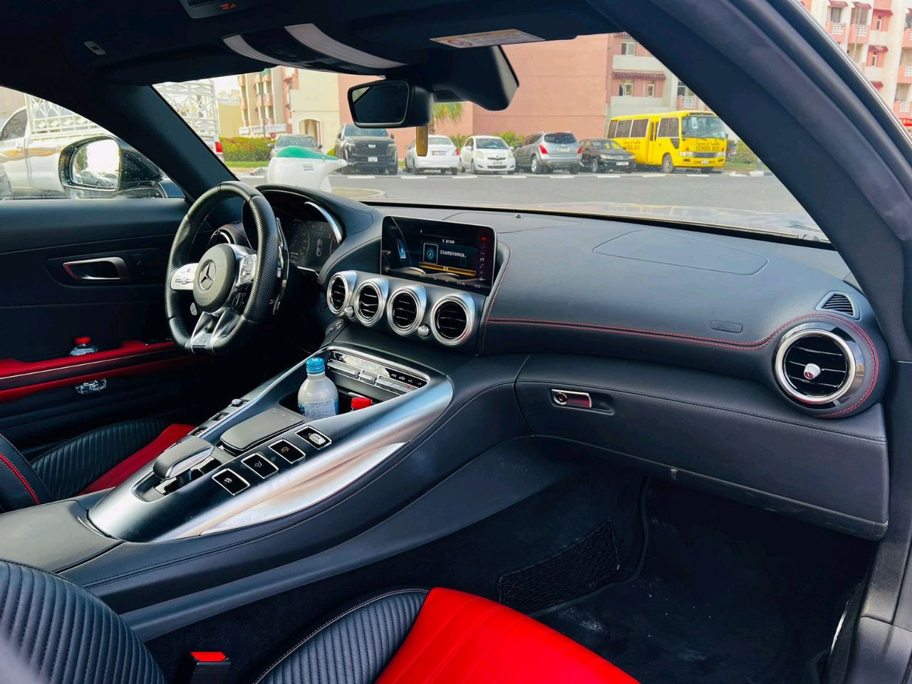 Mercedes Benz GT - Image 2