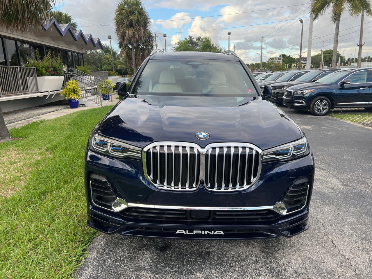 BMW X7 - Image 7