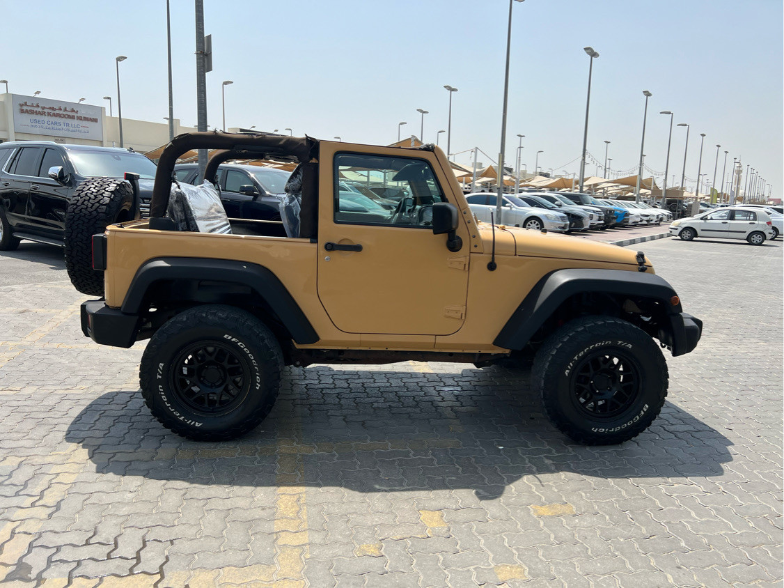Jeep Sahara - Image 9
