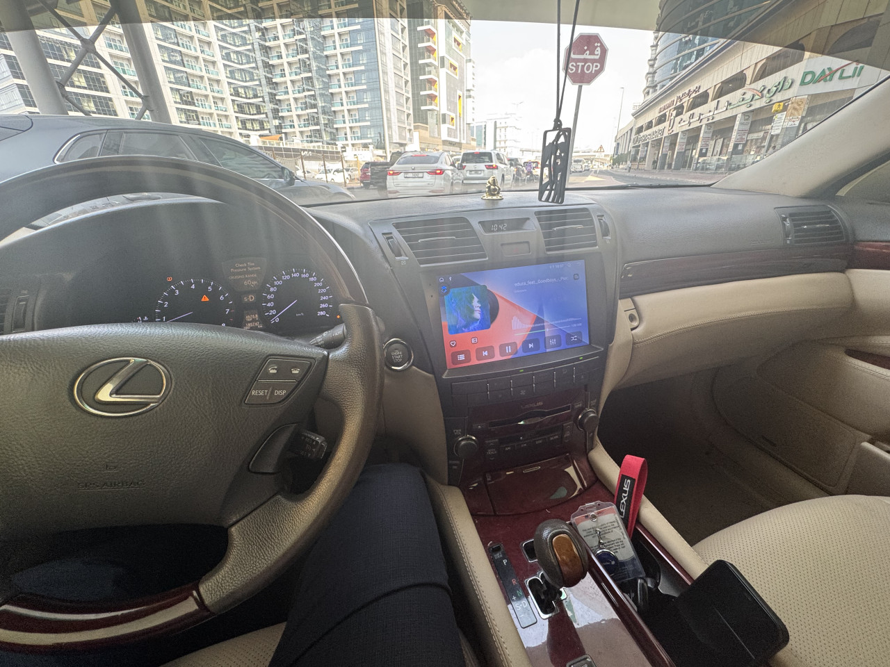 Lexus LS-Series - Image 4