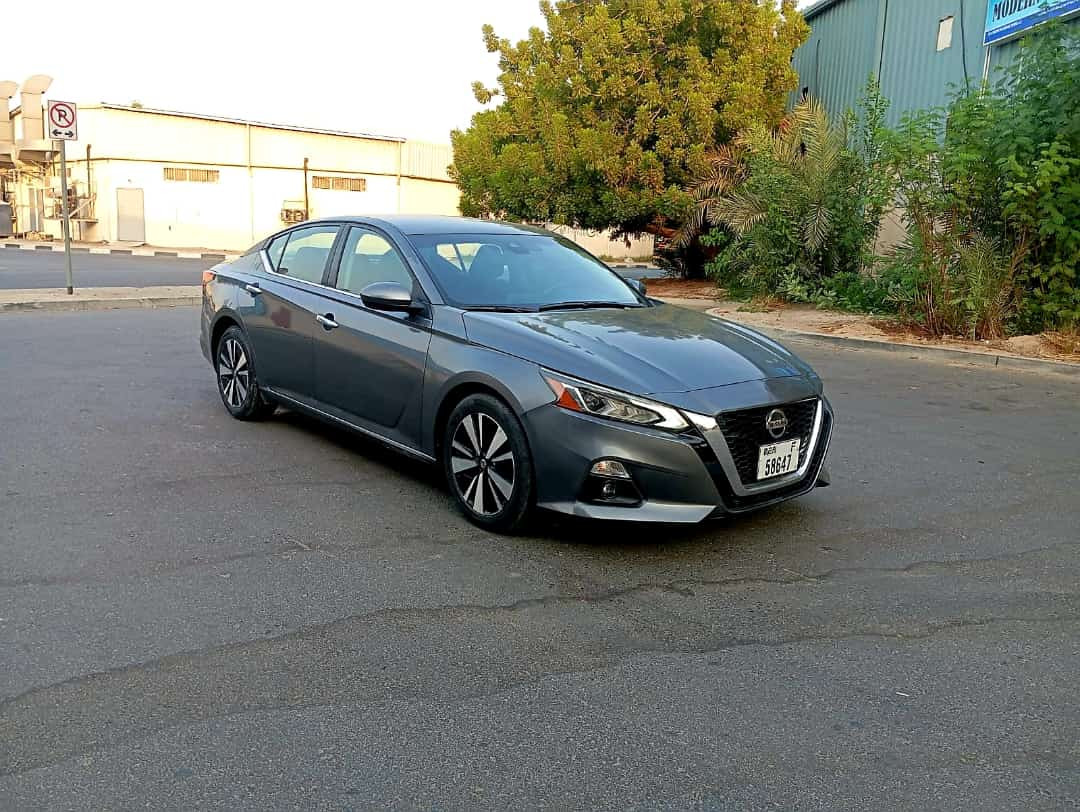 Nissan Altima - Image 4