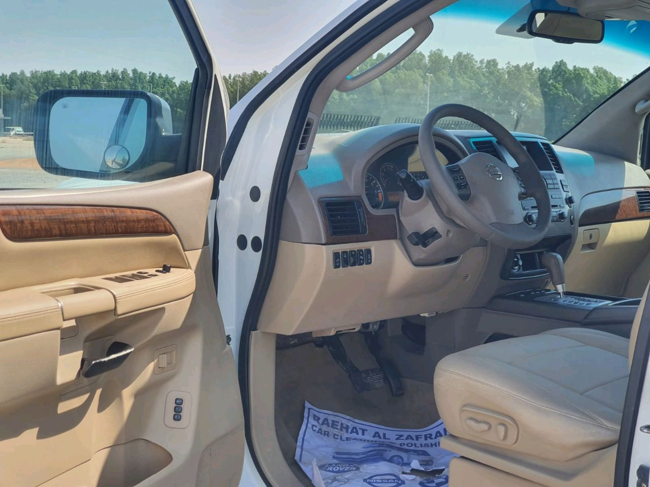 Nissan Armada - Image 3
