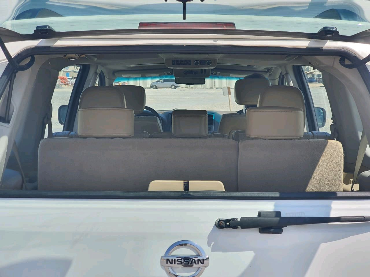 Nissan Armada - Image 11