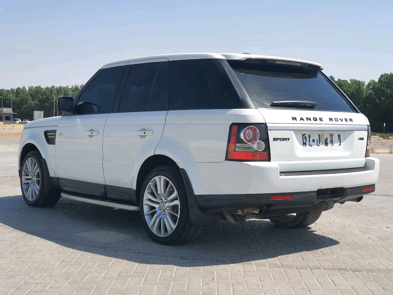 Range Rover Sport - Image 7