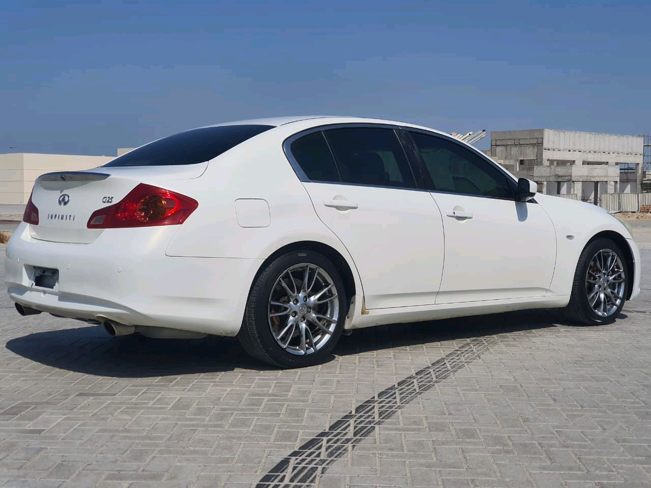 Infiniti G25 - Image 3