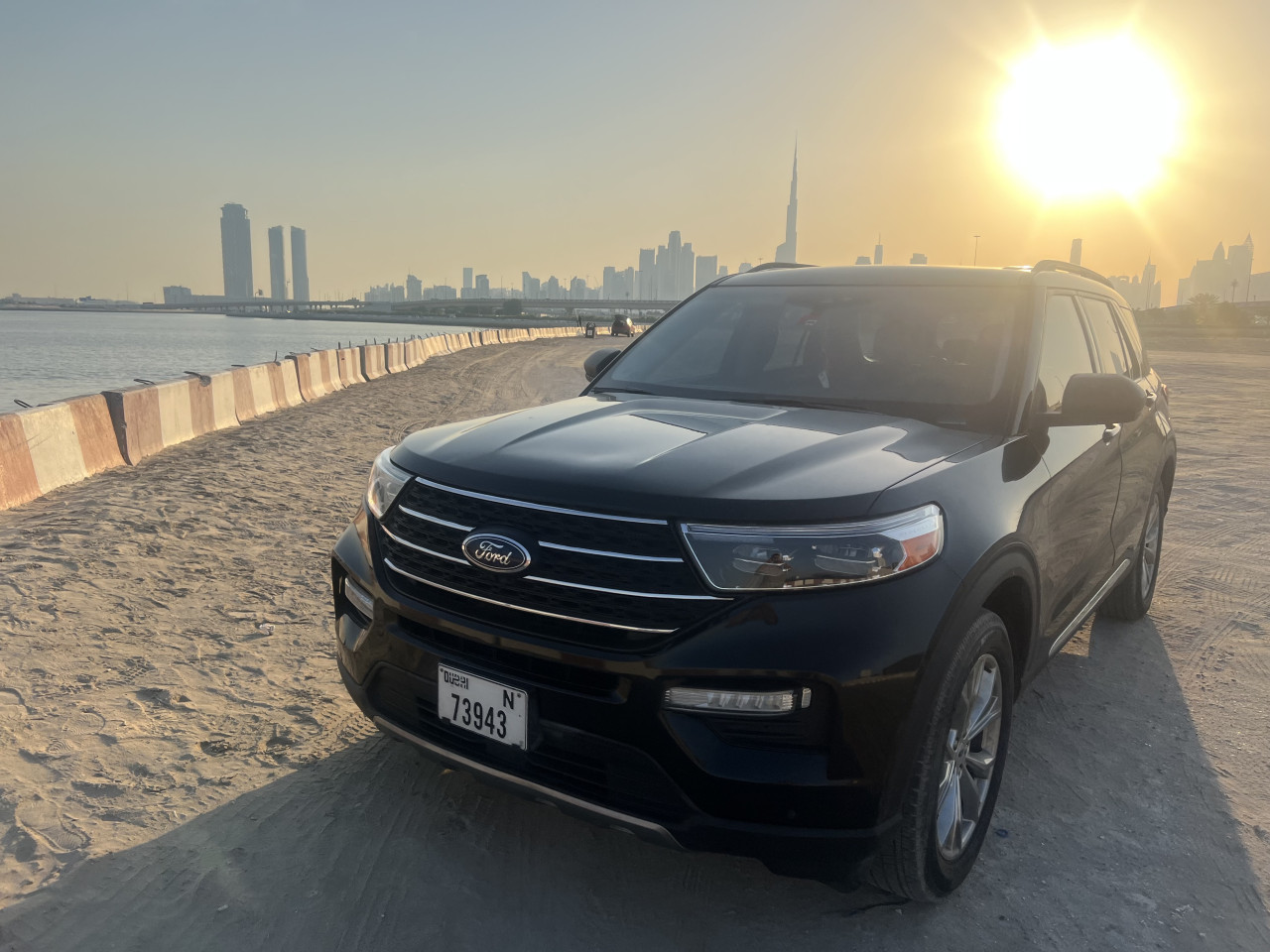 Ford Explorer - Image 4