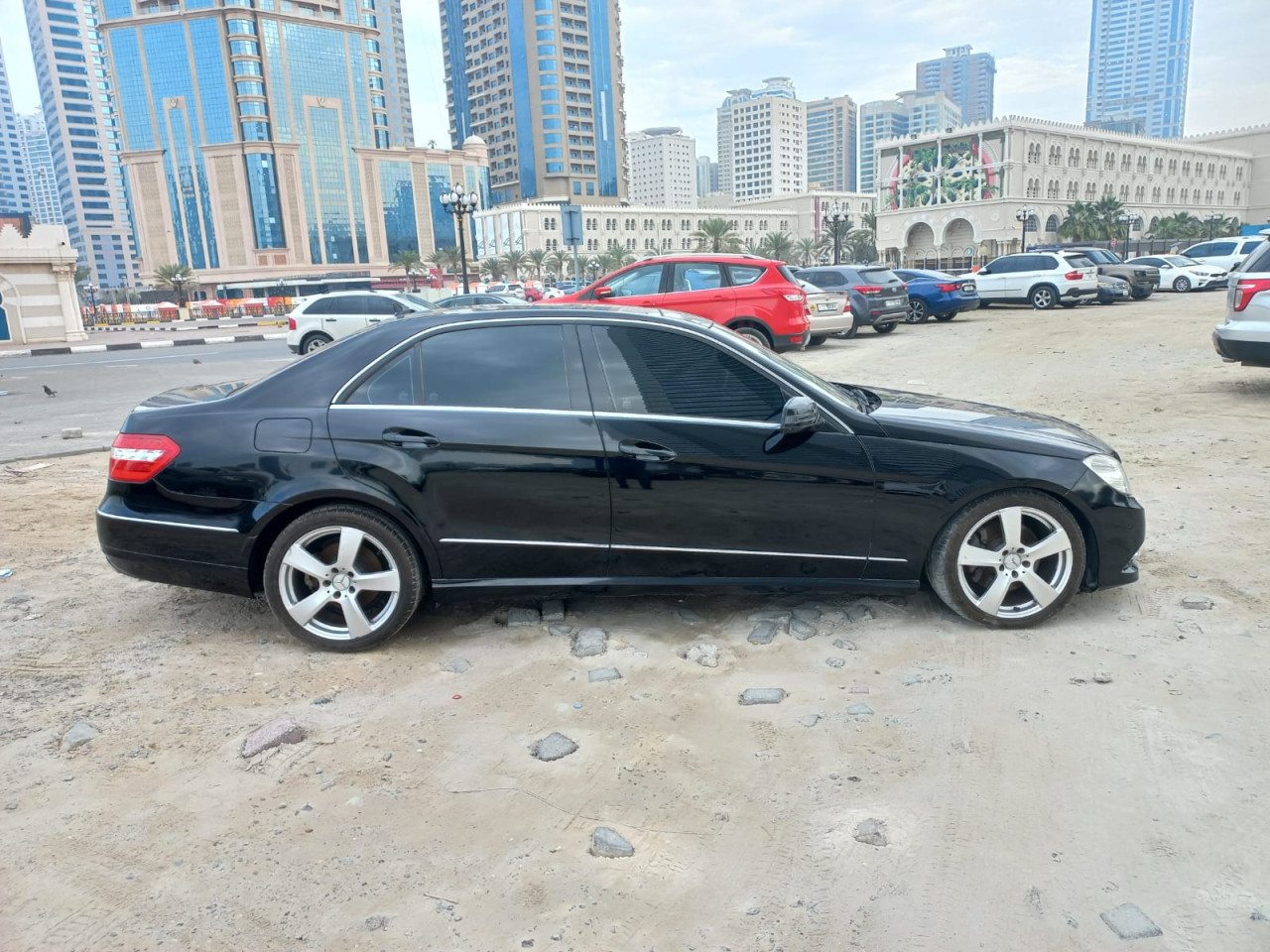 Mercedes Benz E-Class - Image 5
