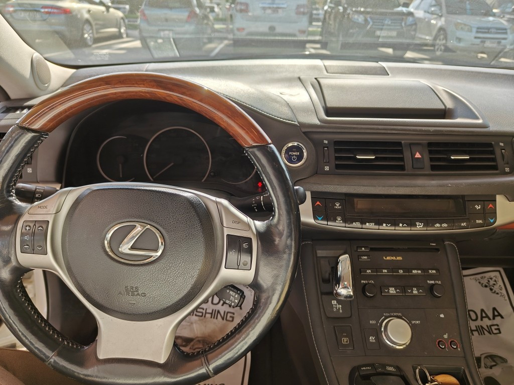 Lexus CT-Series - Image 6