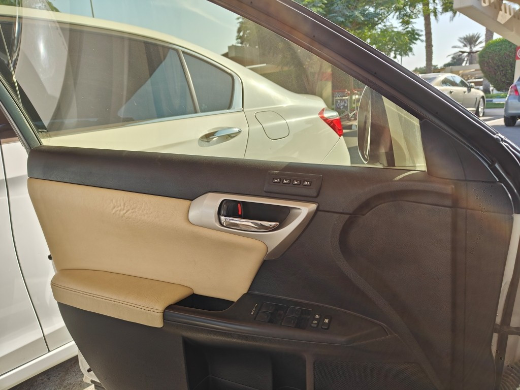 Lexus CT-Series - Image 10