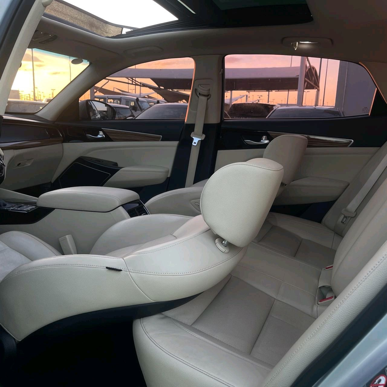 KIA Cadenza - Image 8