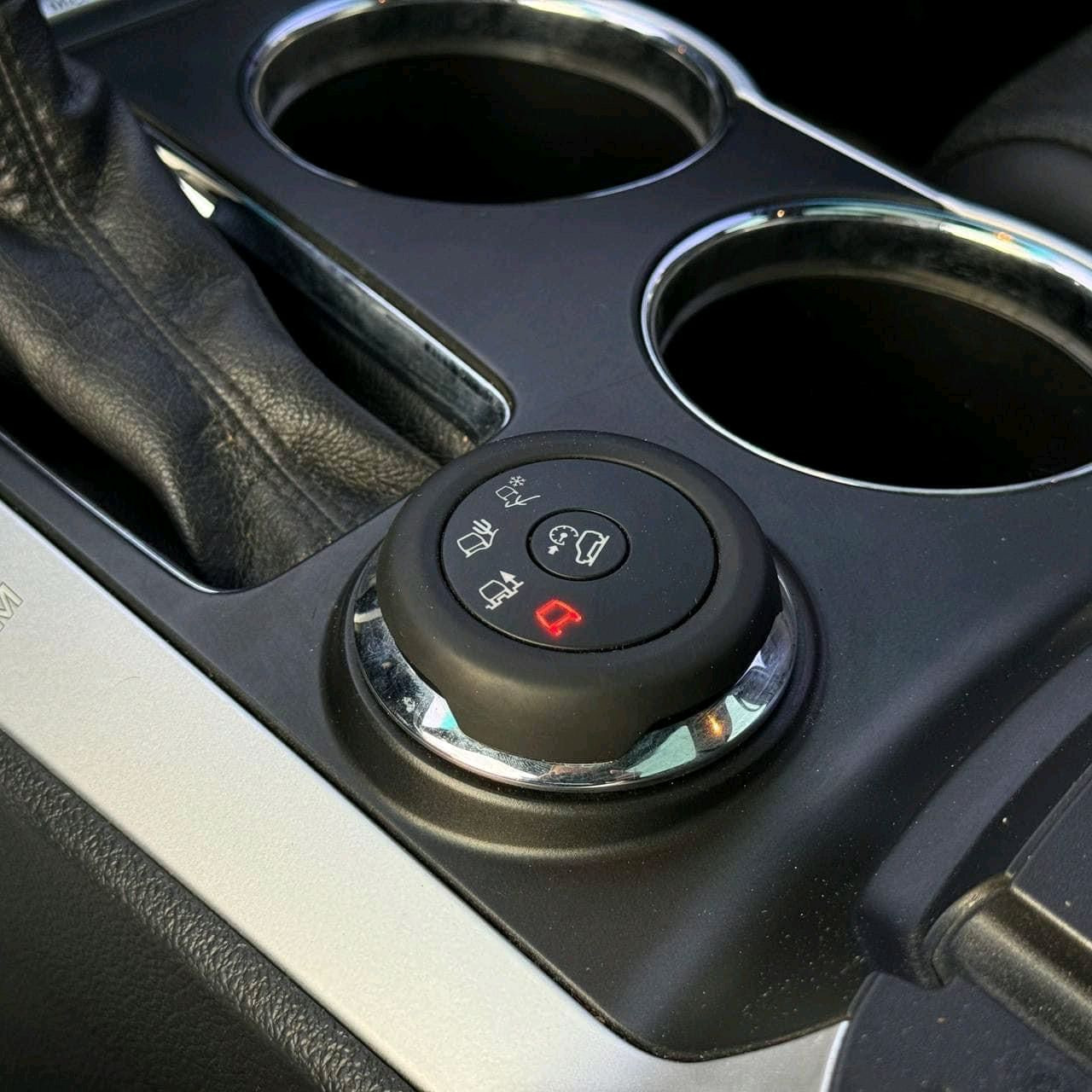 Ford Explorer - Image 3