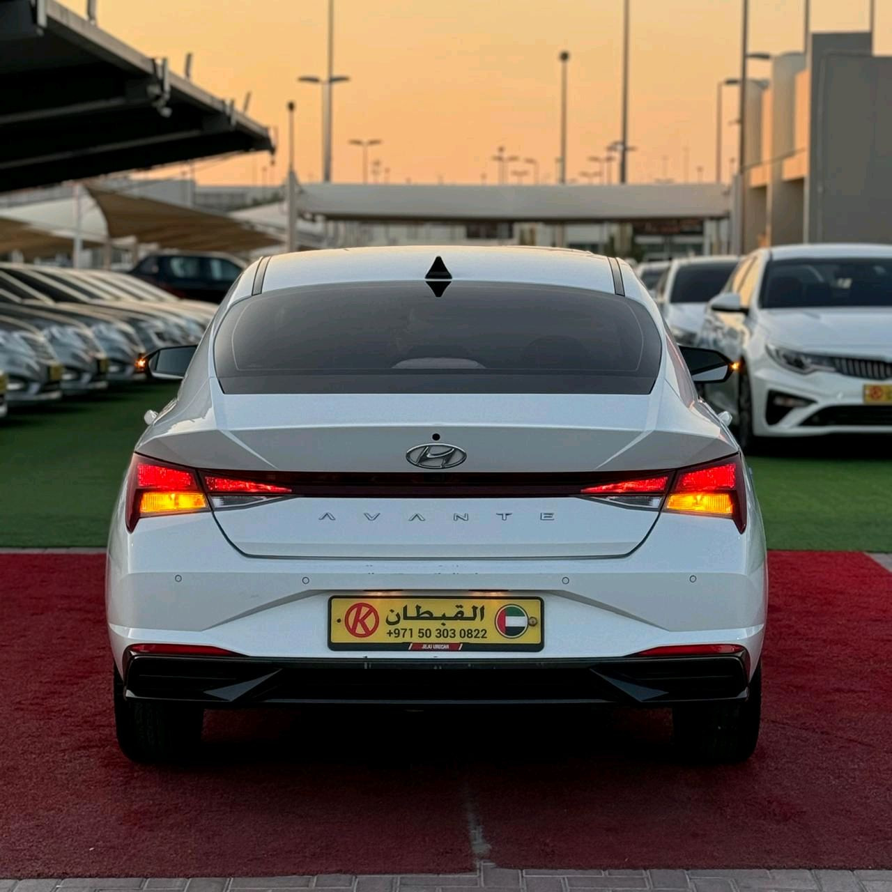Hyundai Elantra - Image 8