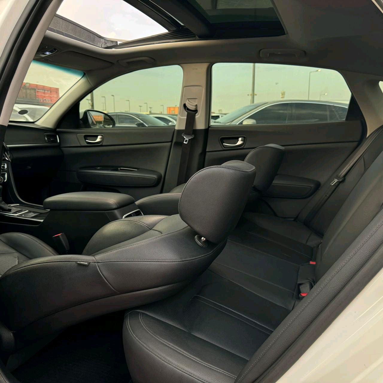 KIA K 5 - Image 9