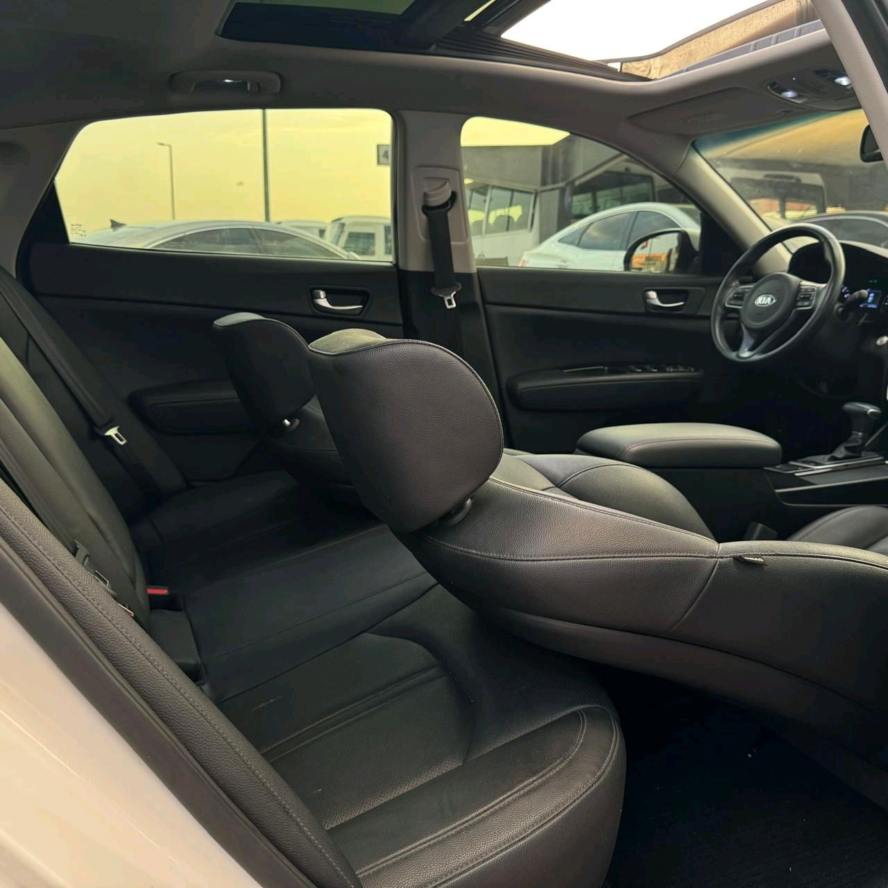 KIA K 5 - Image 12
