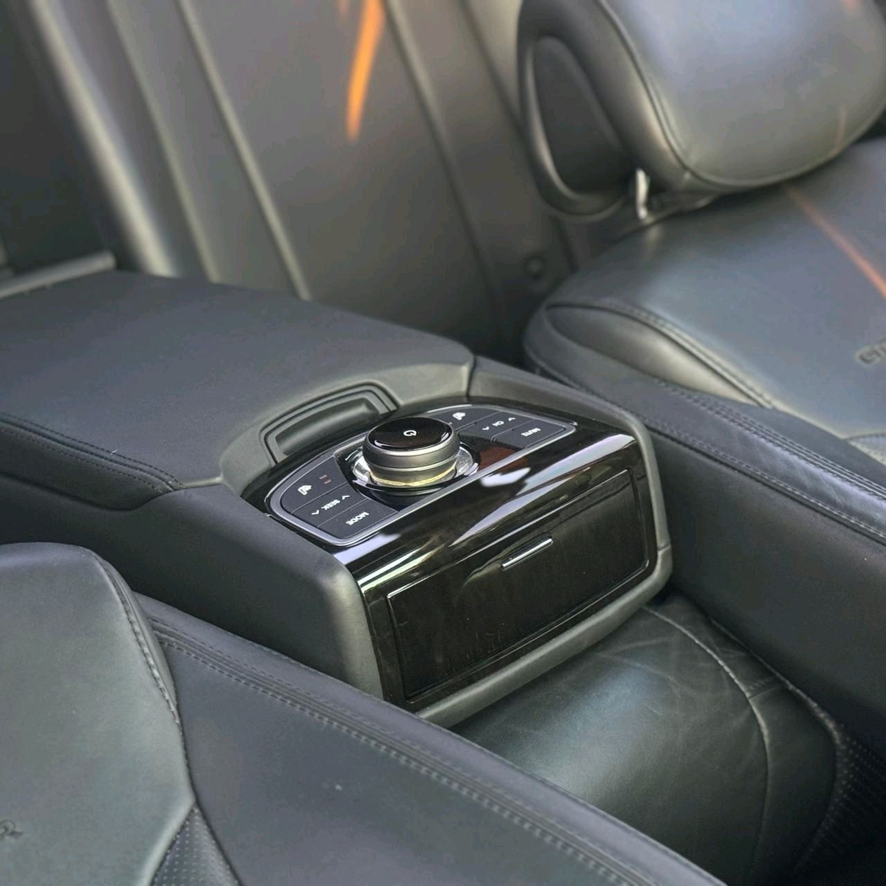 Hyundai Azera - Image 5