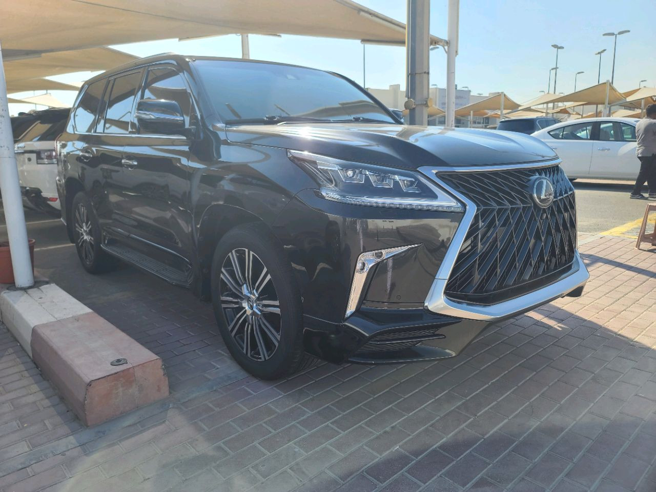 Lexus LX-Series - Image 17