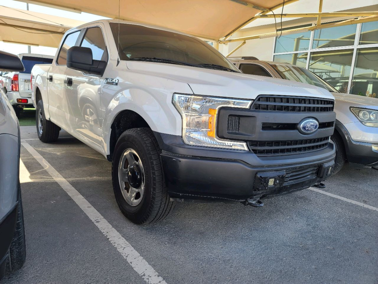 Ford F-Series Pickup - Image 4