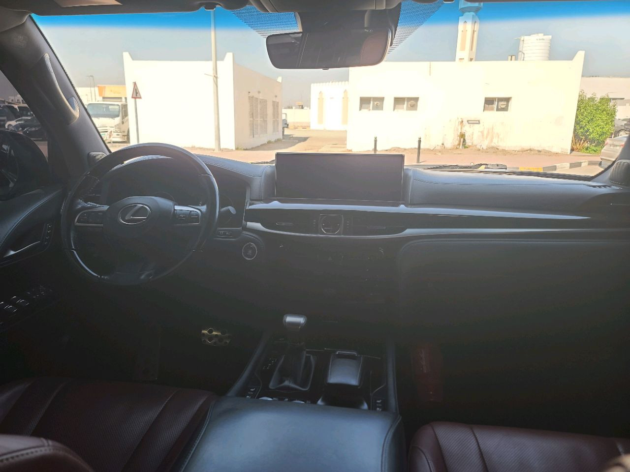 Lexus LX-Series - Image 7