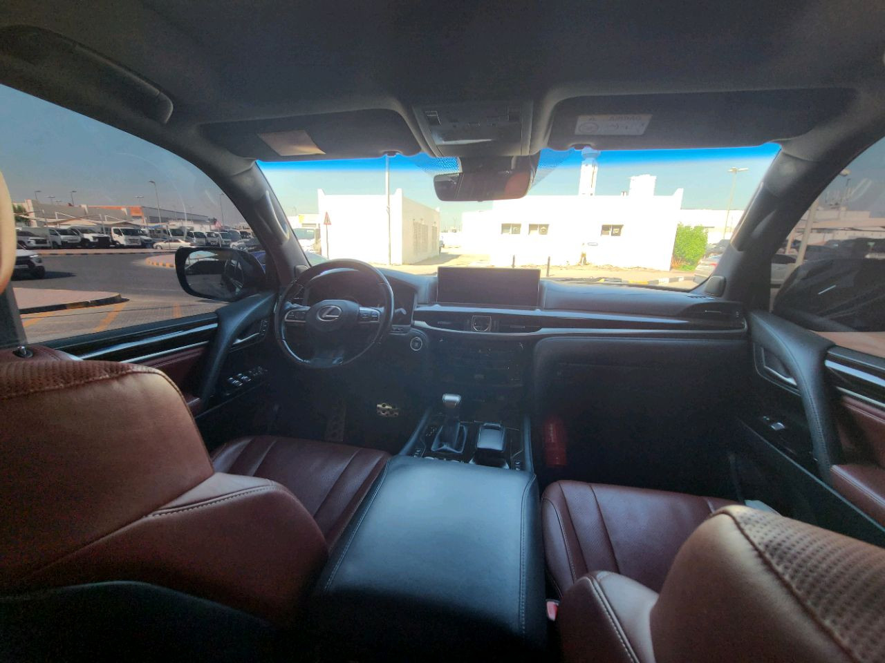 Lexus LX-Series - Image 6