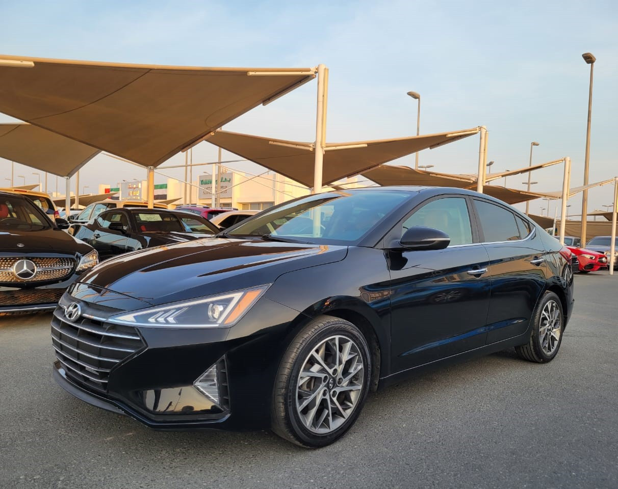 Hyundai Elantra - Image 4