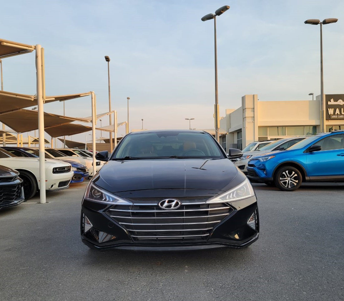 Hyundai Elantra - Image 3