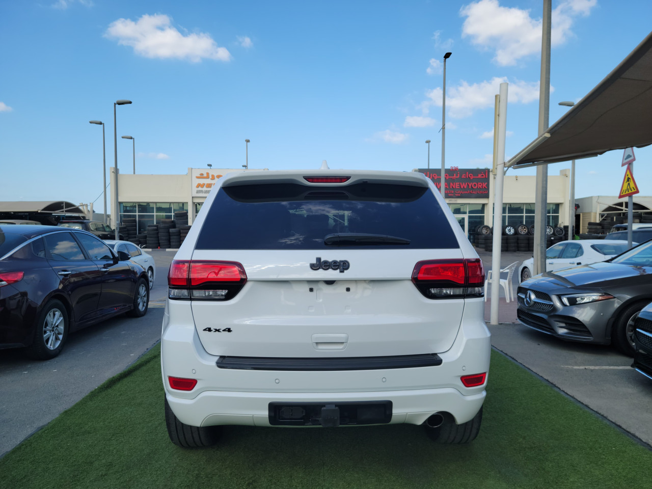 Jeep Grand Cherokee - Image 5