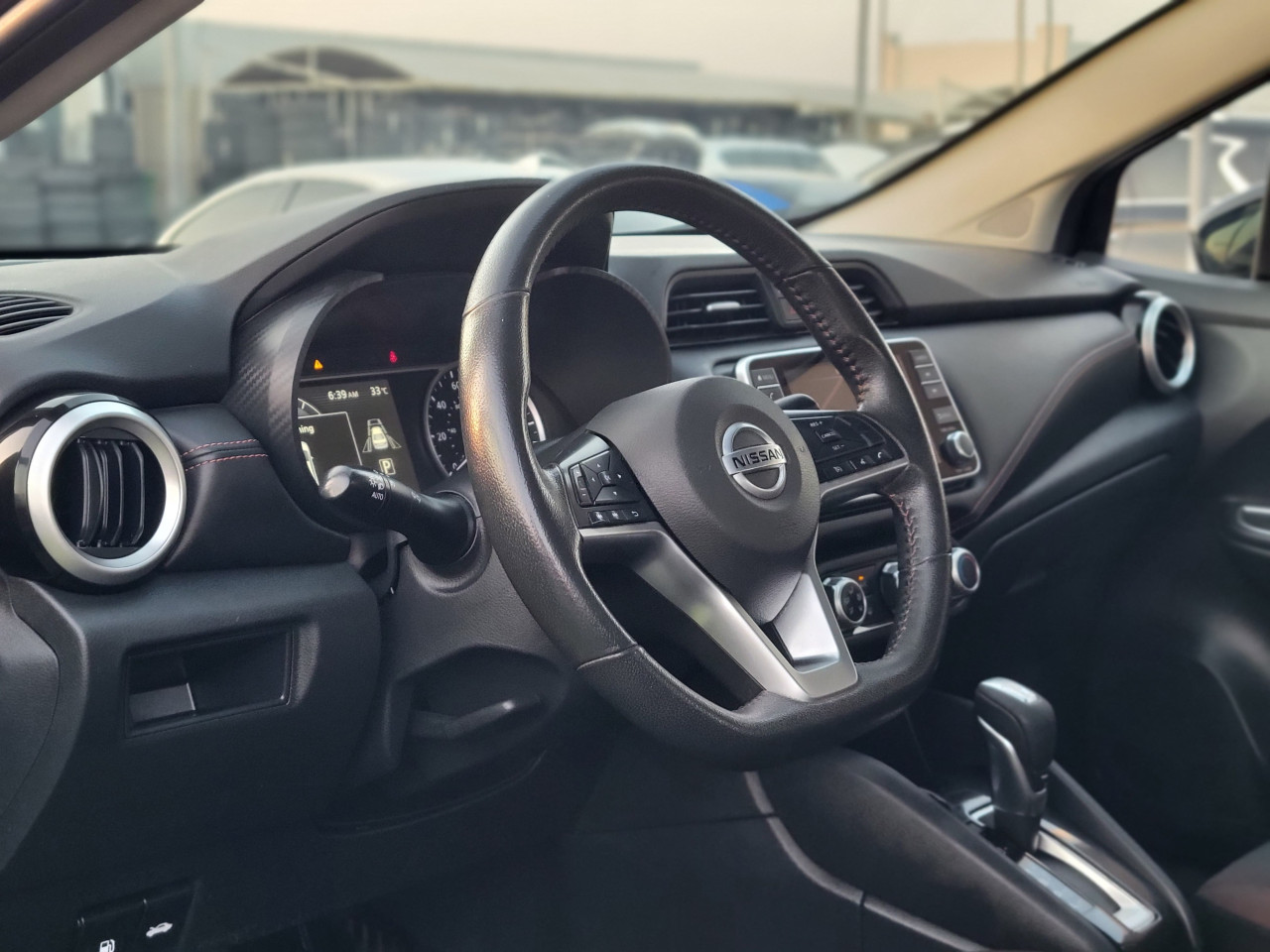 Nissan Versace - Image 7