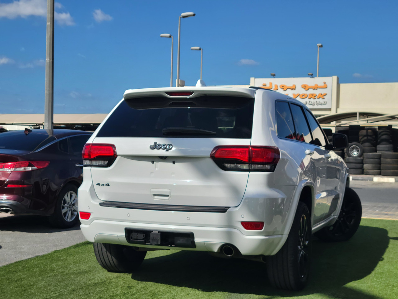 Jeep Grand Cherokee - Image 4