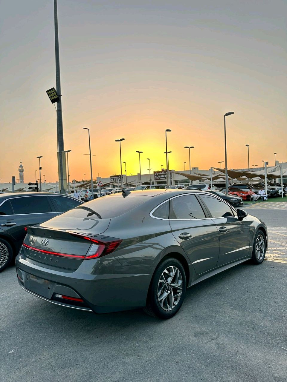 Hyundai Sonata - Image 6