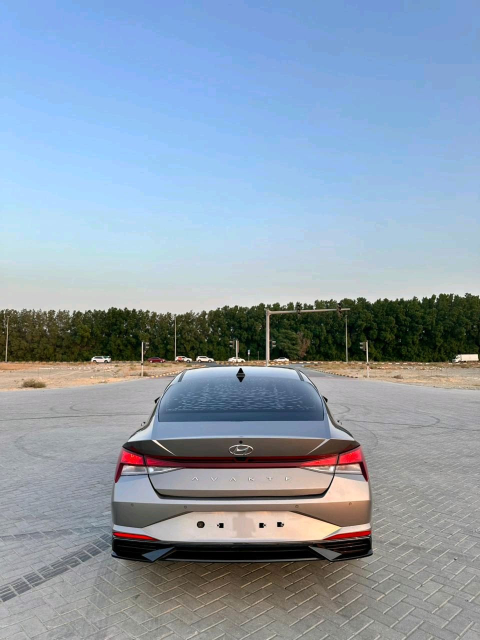 Hyundai Avante - Image 7