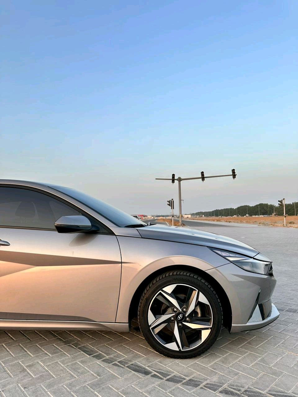 Hyundai Avante - Image 8