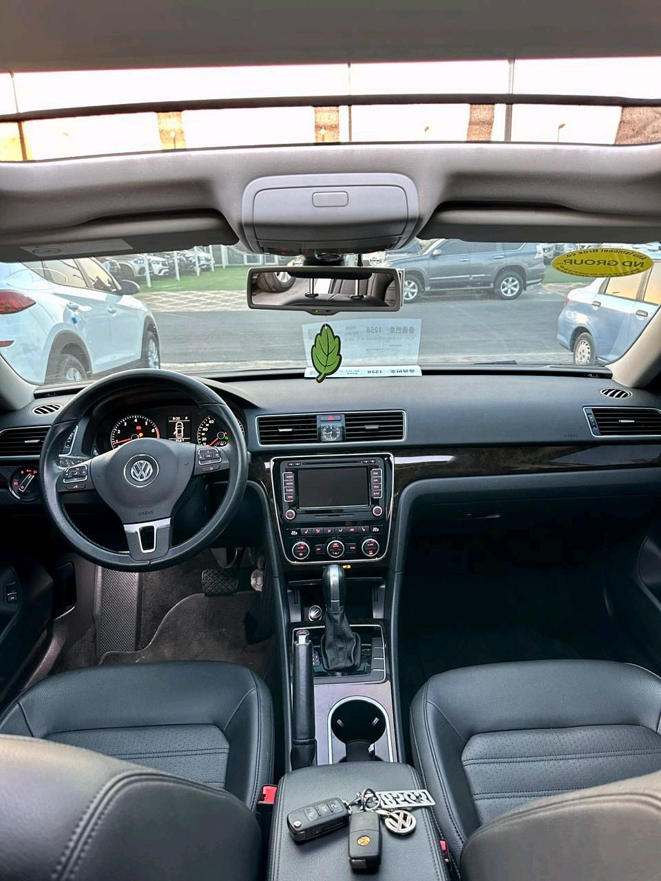 Volkswagen Passat - Image 8