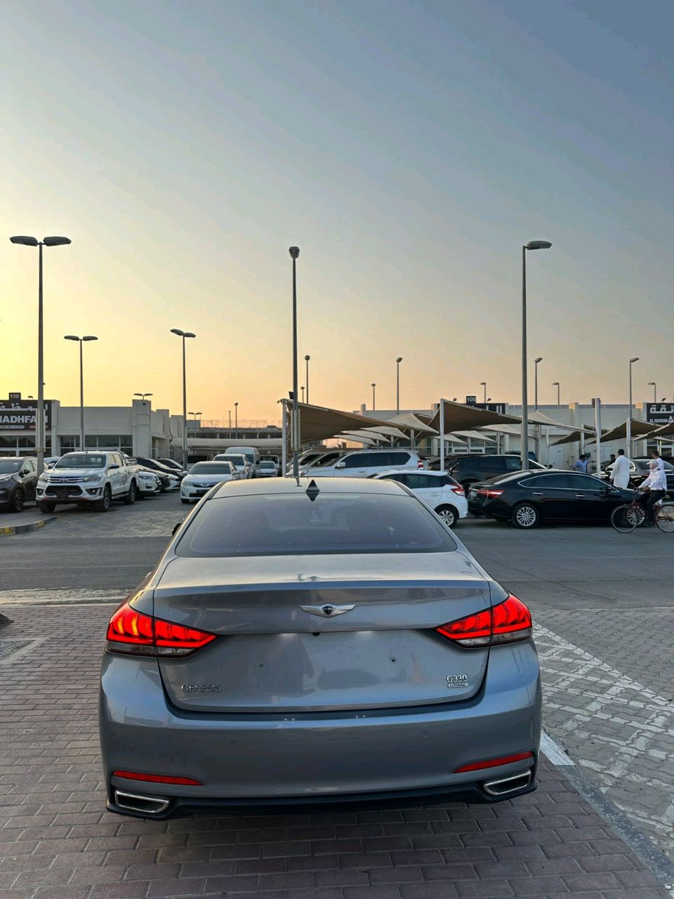 Genesis G 80 - Image 4