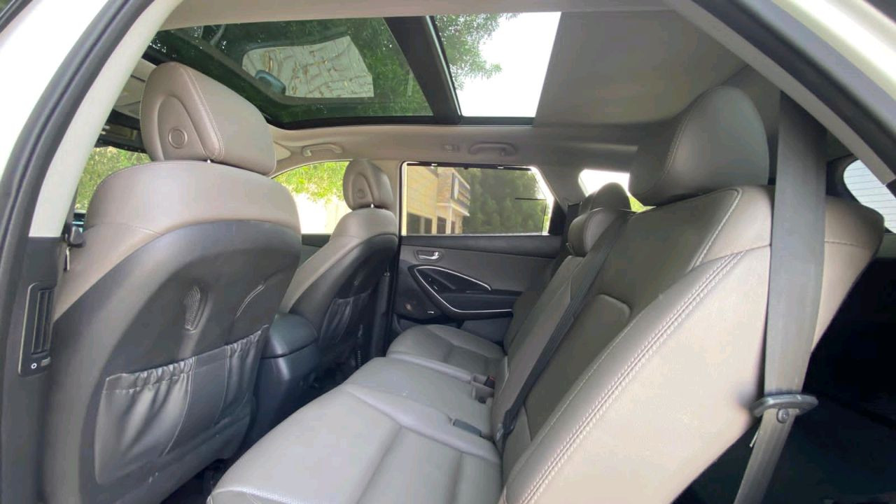 Hyundai Santa Fe - Image 8