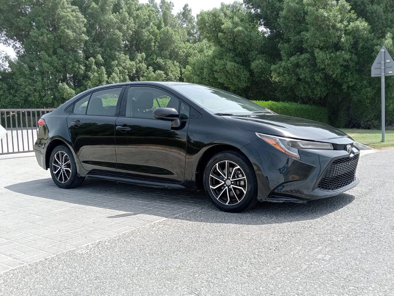 Toyota Corolla - Image 3