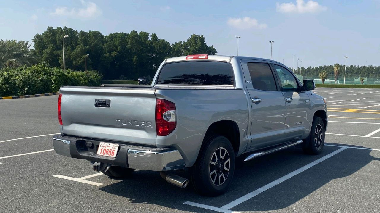 Toyota Tundra - Image 6