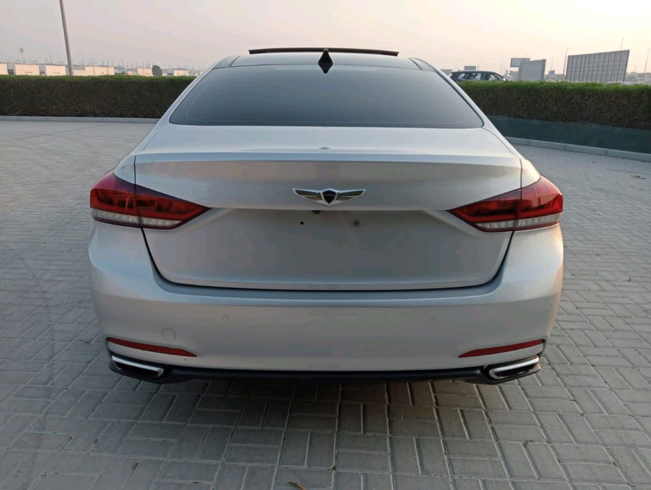 Genesis G 70 - Image 4