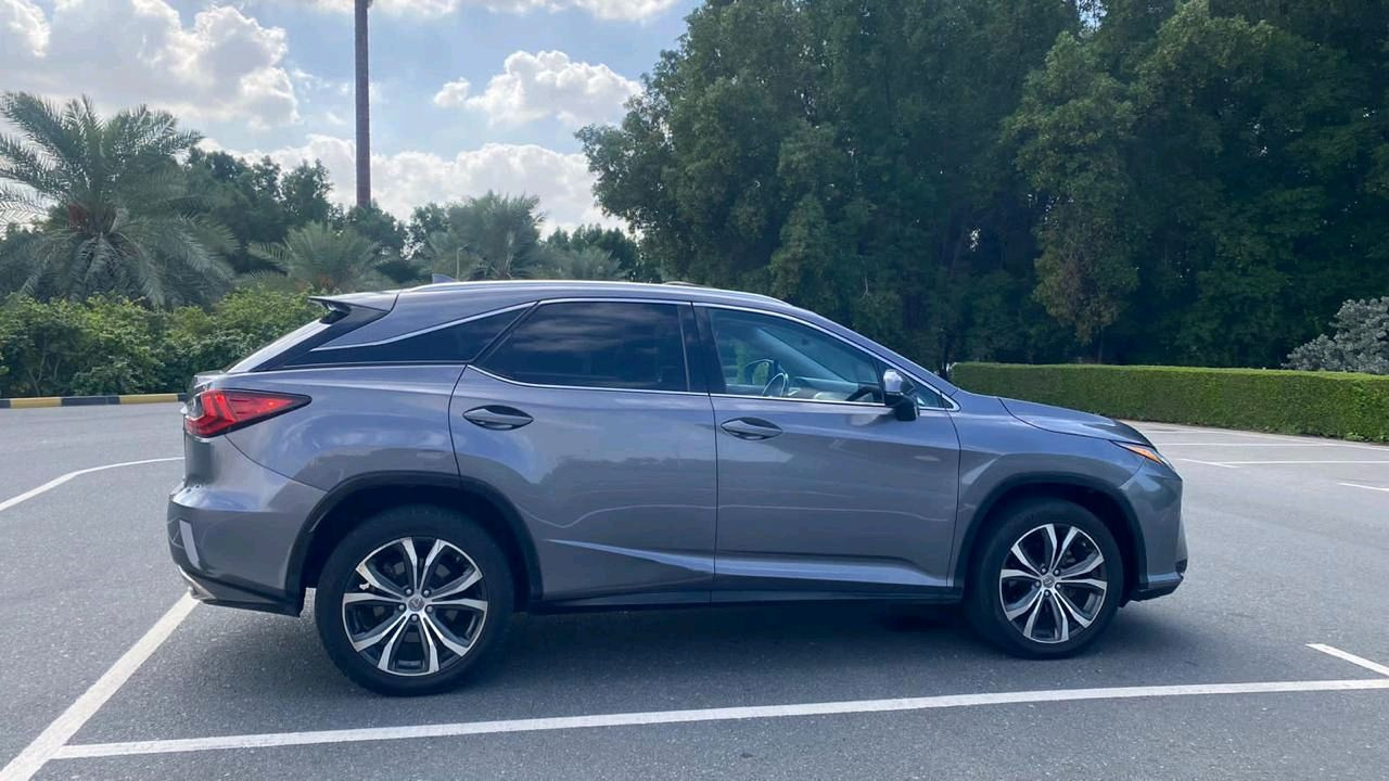 Lexus RX-Series - Image 4