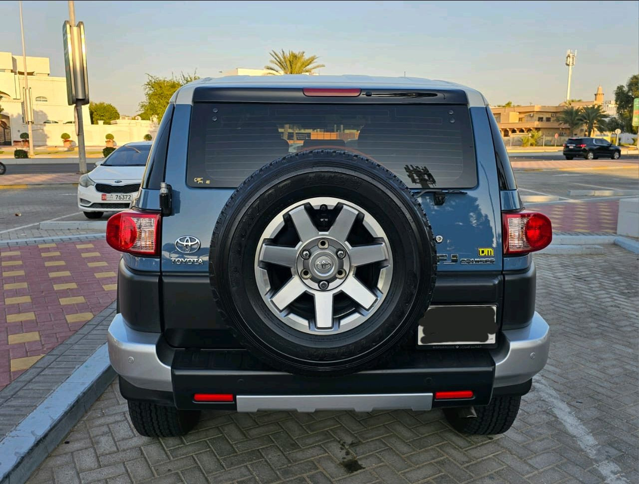 Toyota FJ Cruiser - Image 14