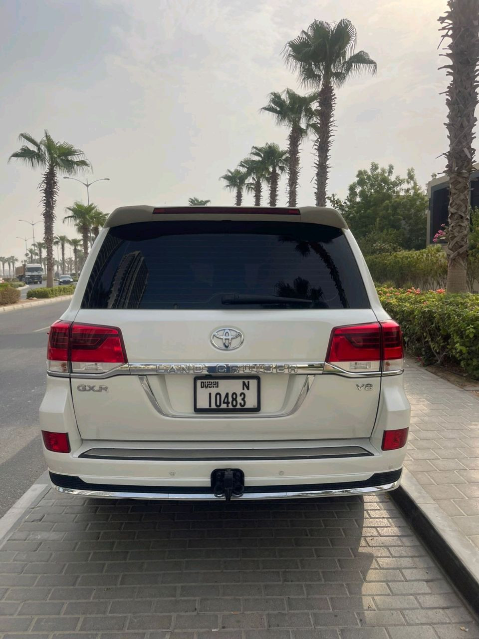 Toyota Land Cruiser - Image 9