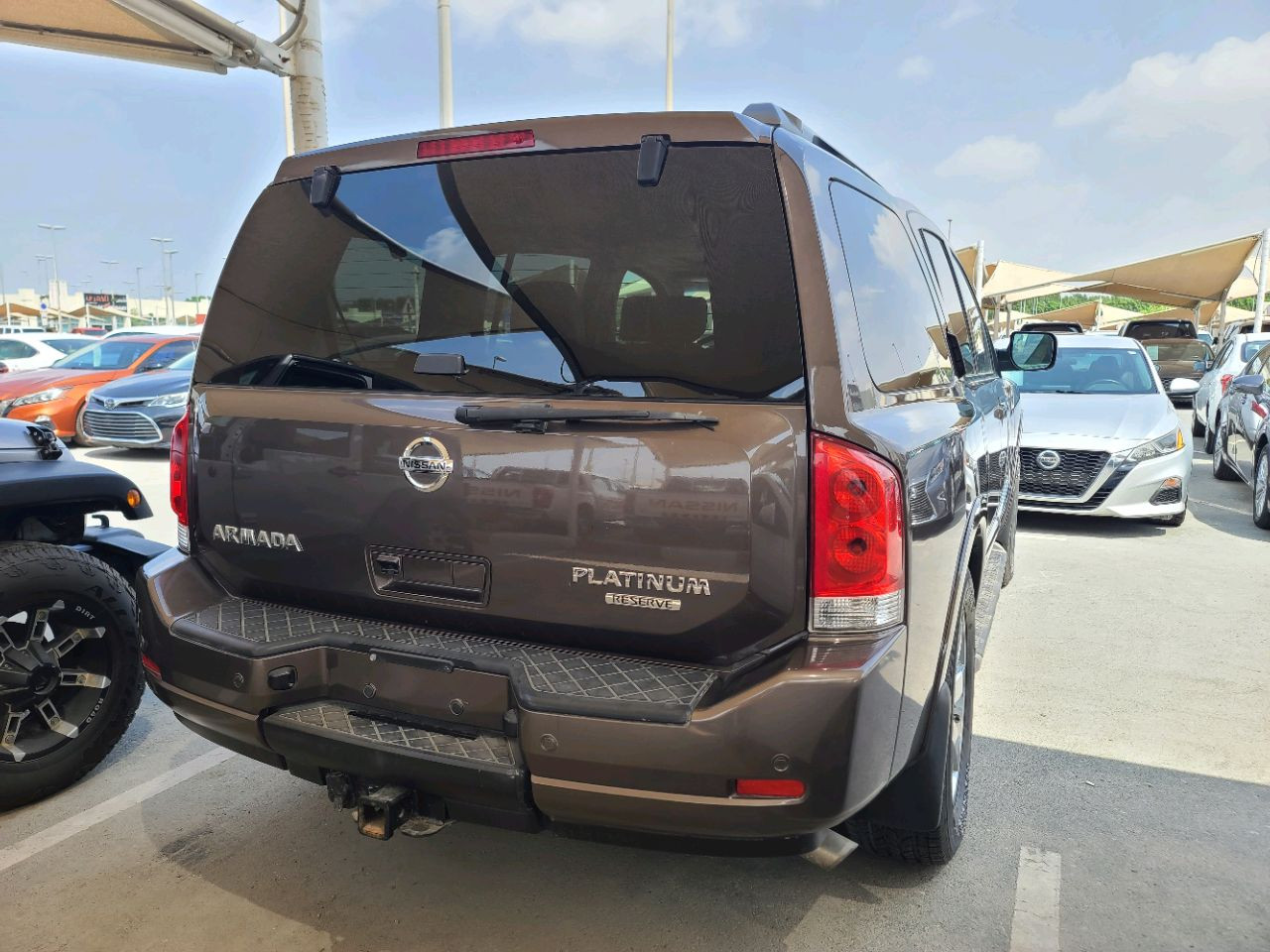 Nissan Armada - Image 12