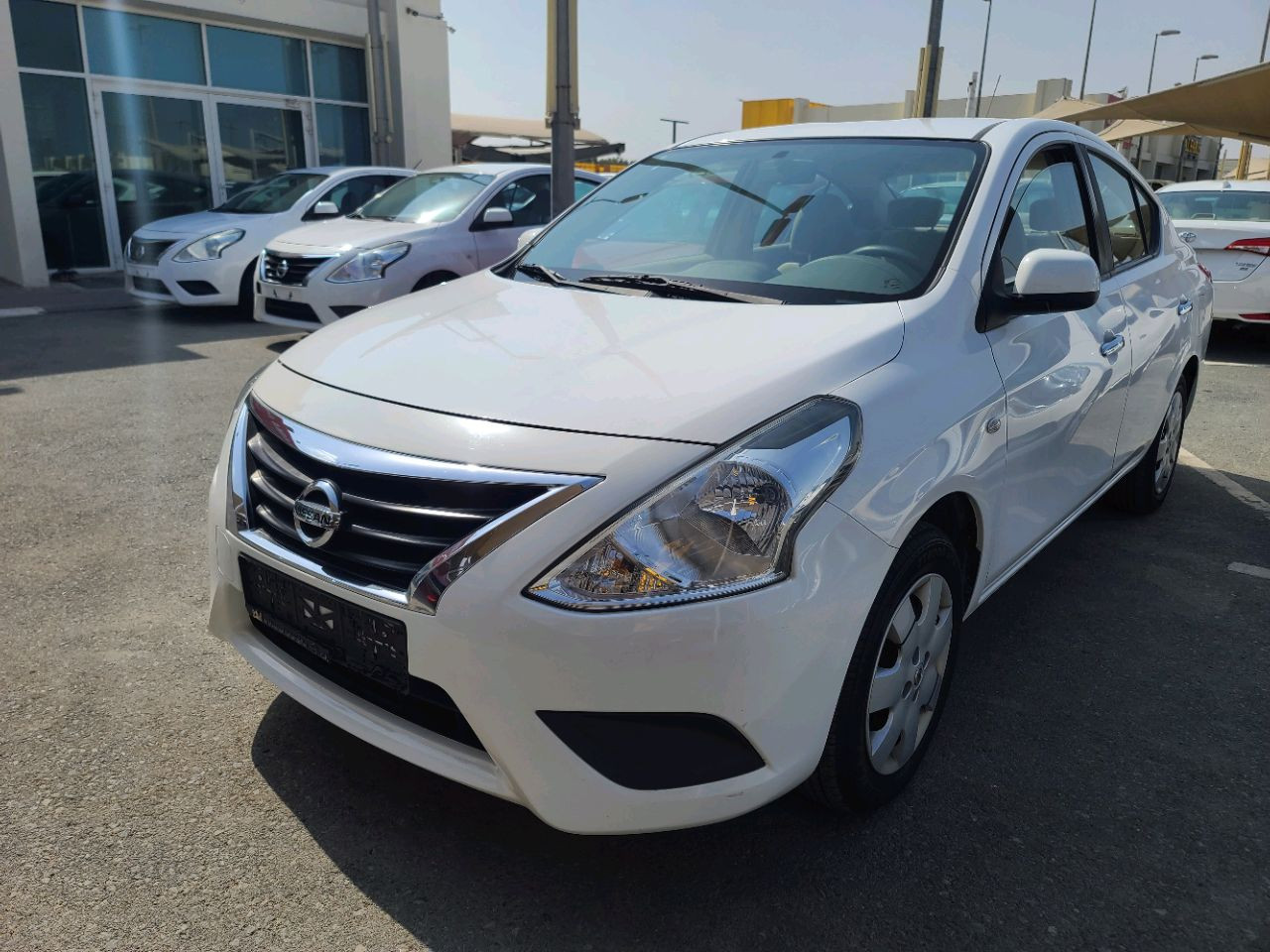 Nissan Sunny - Image 6