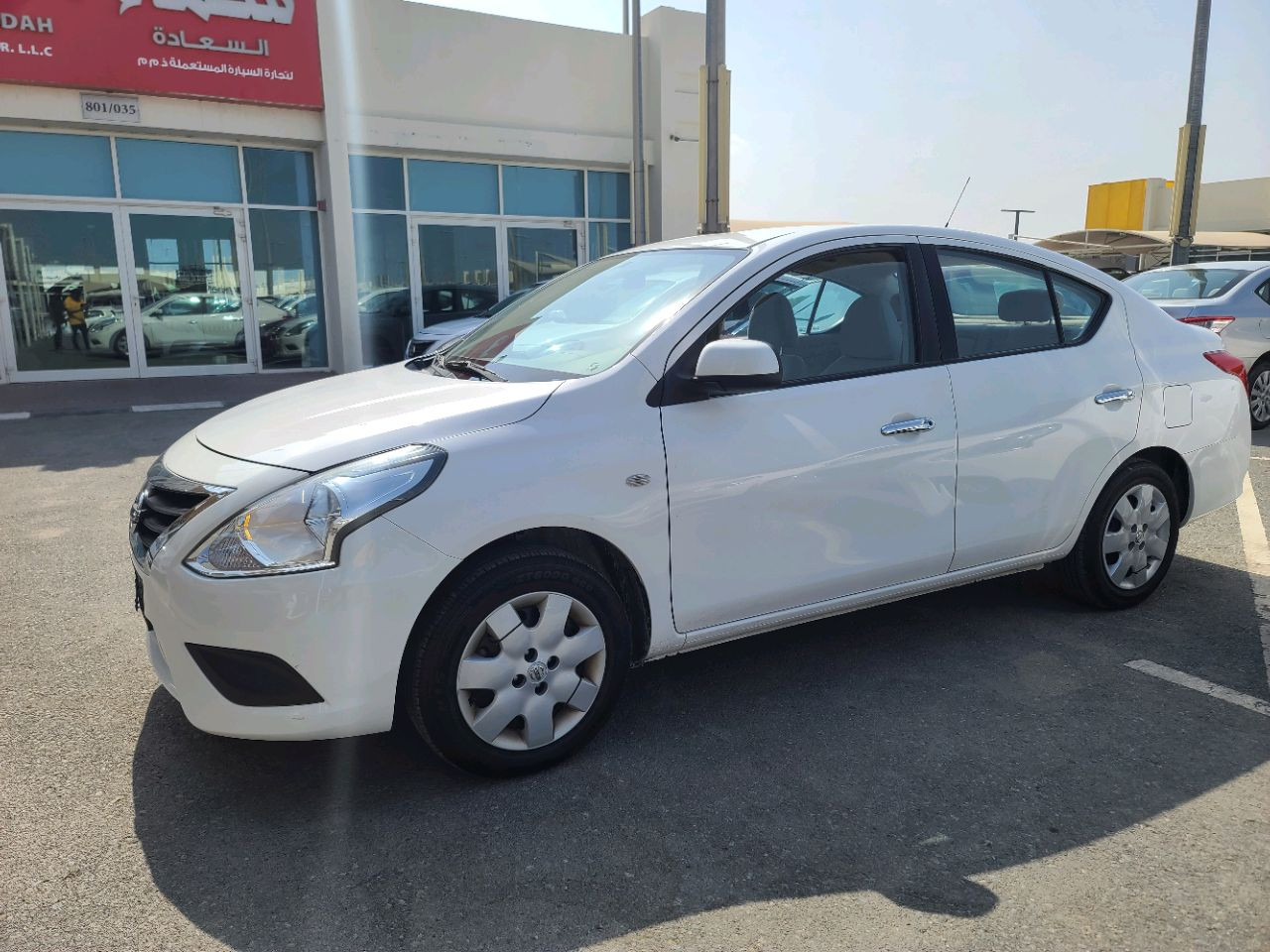 Nissan Sunny - Image 5