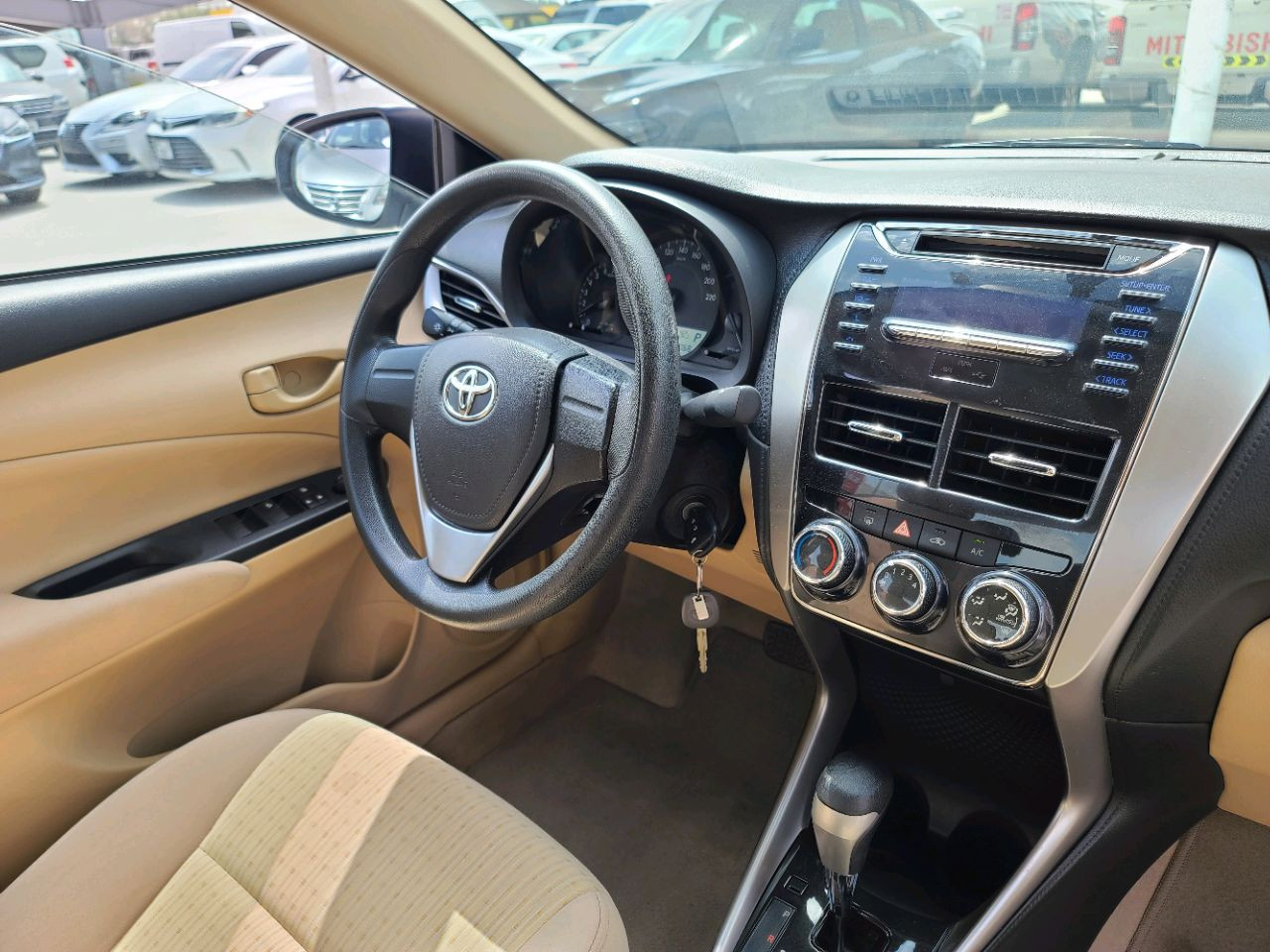 Toyota Yaris - Image 5