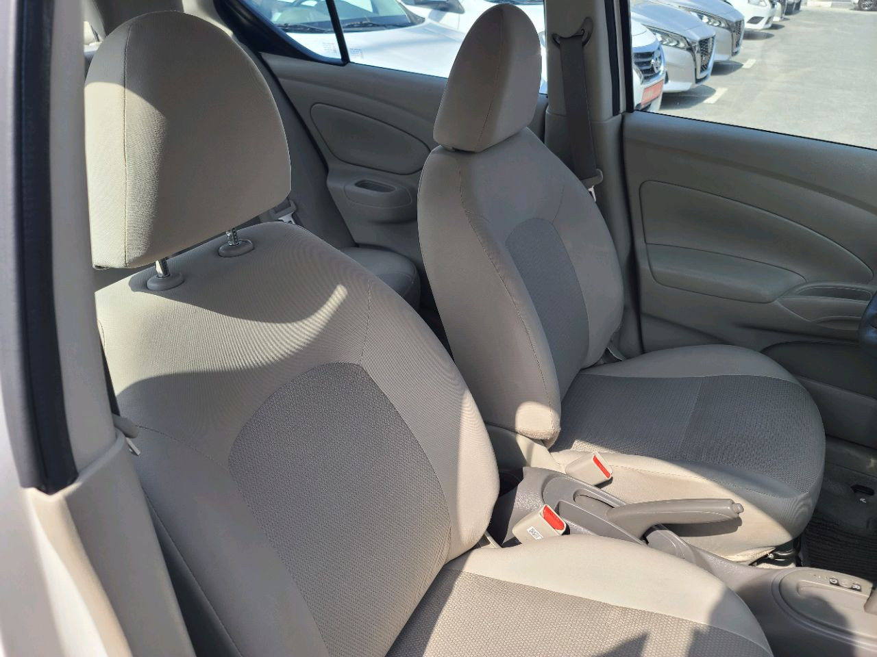 Nissan Sunny - Image 8