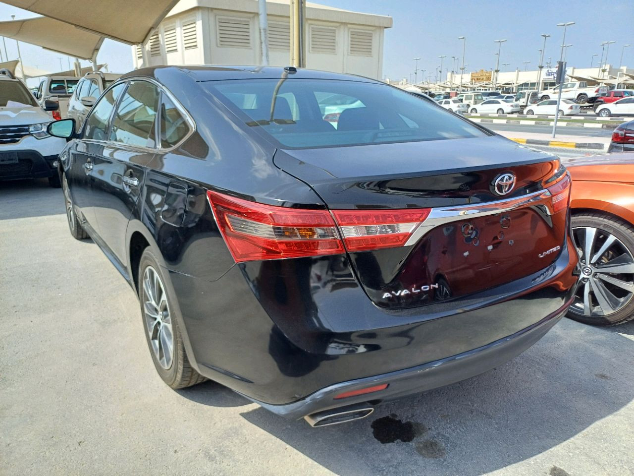 Toyota Avalon - Image 6