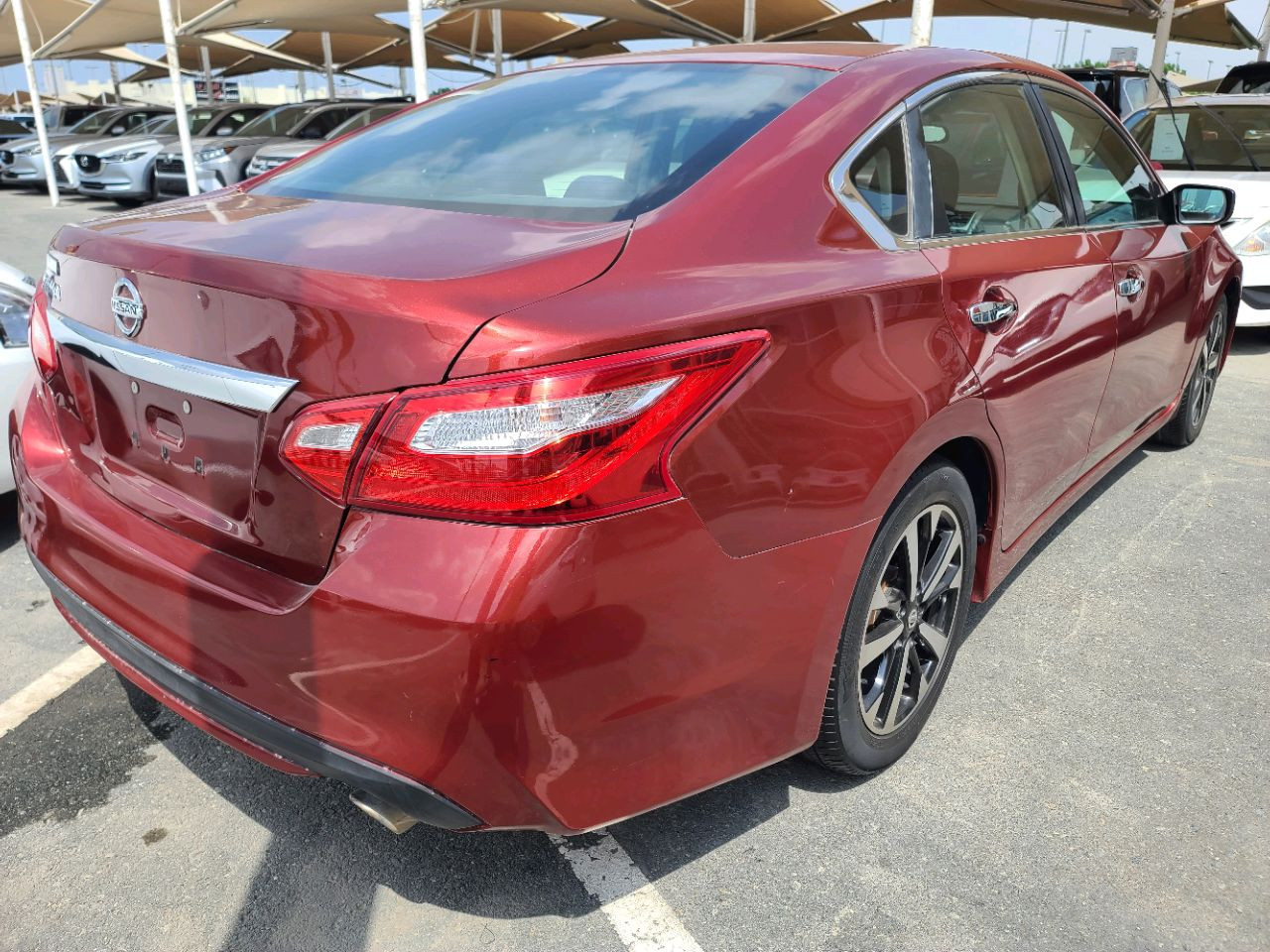Nissan Altima - Image 4