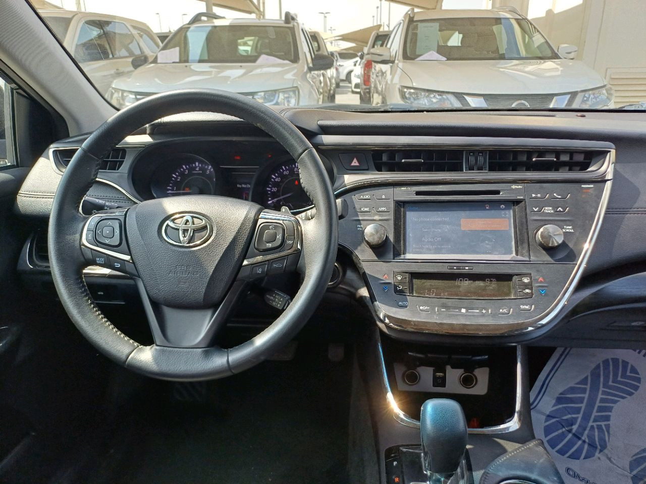 Toyota Avalon - Image 9