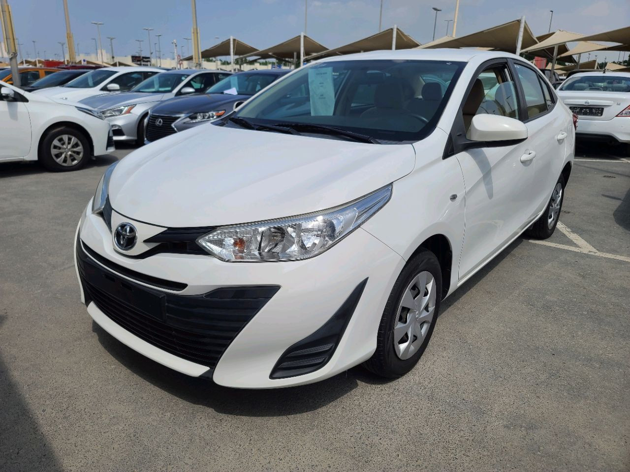 Toyota Yaris - Image 9