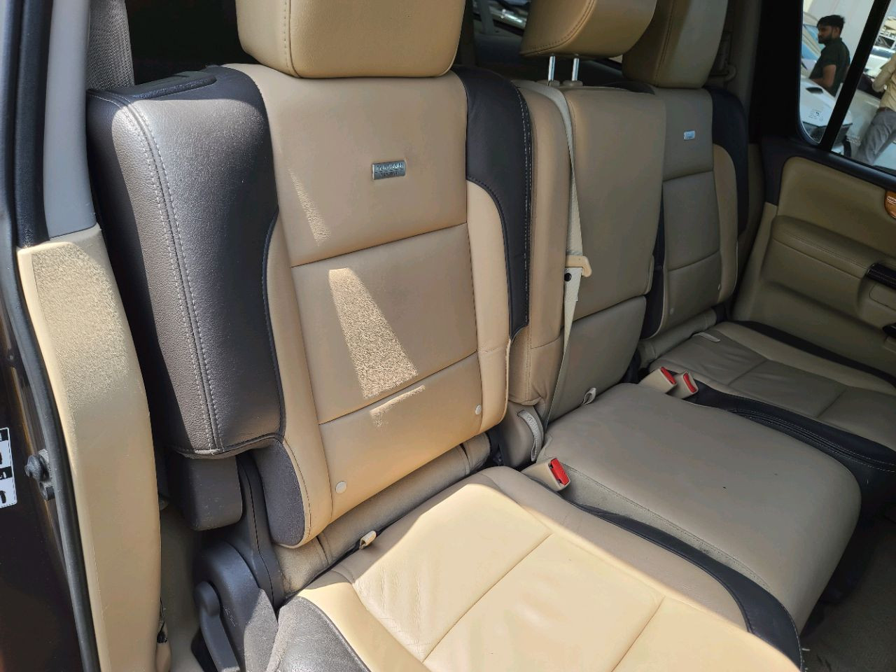 Nissan Armada - Image 14